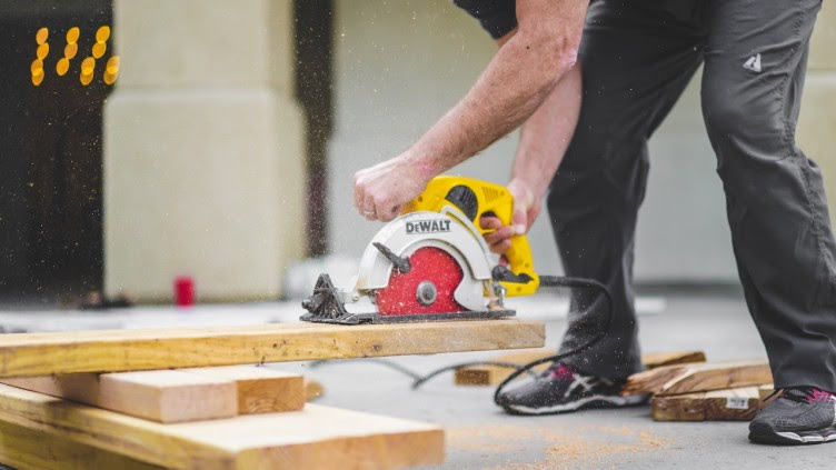 Circular Saw cutting Lumber